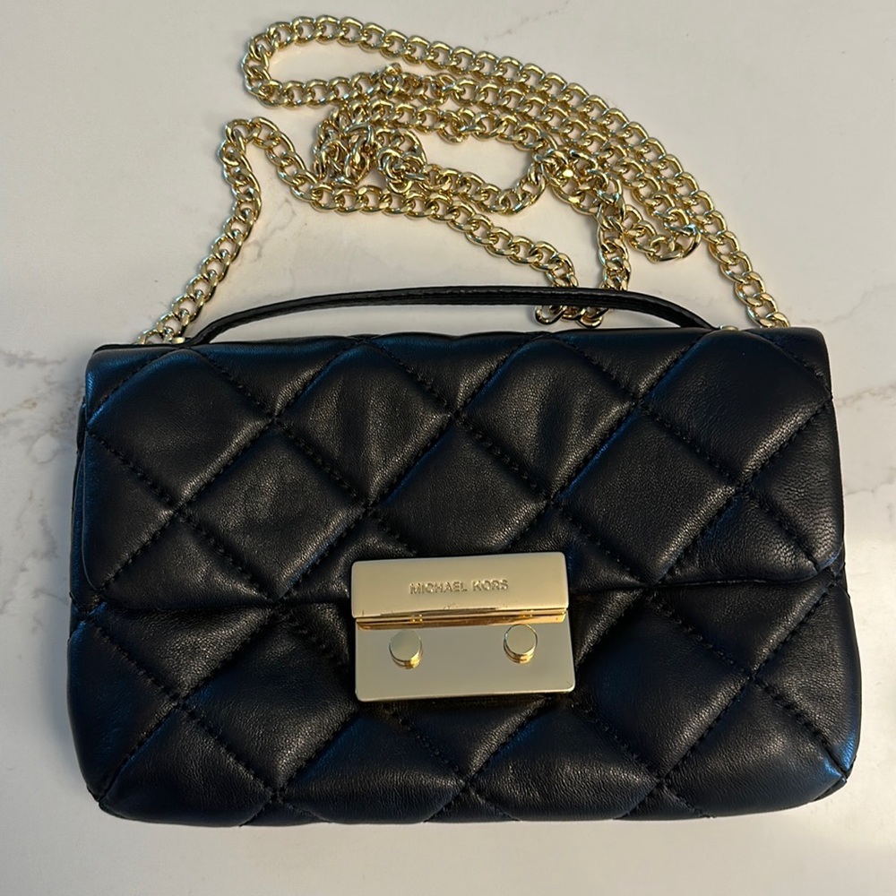 Micheal kors small quilted Sloan bag. Lovely bag, just the right size!